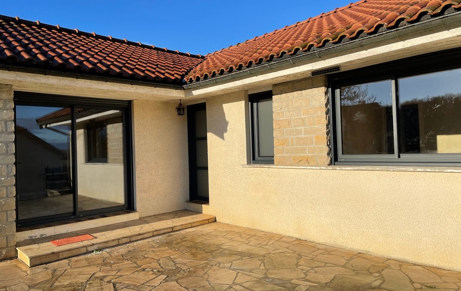 Nos fen&ecirc;tres&nbsp; et coulissants ALU RADIANS &agrave;&nbsp;Poligny JURA